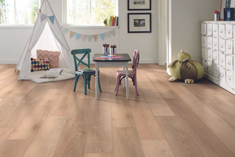 luxury vinyl flooring products and laminate vinyl flooring products